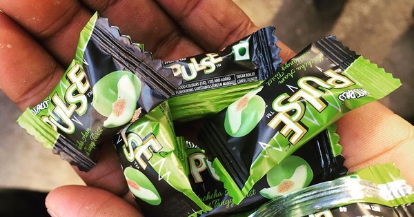 Graph showing the rise in Pulse Candy's social media mentions from 2016 to 2017, highlighting its viral growth and marketing impact."